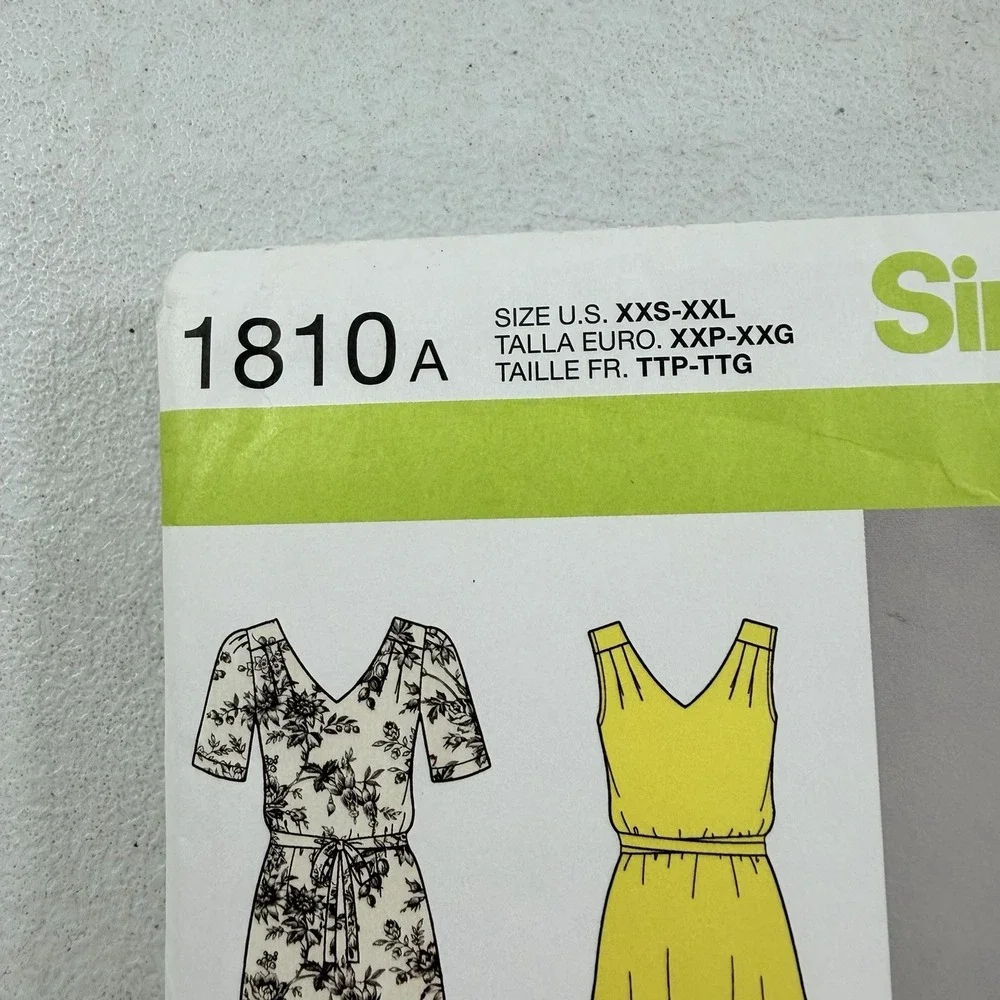 Simplicity 1810 Misses' Dress Pants & Top Sewing Pattern Size XXS-XXL‎ Uncut